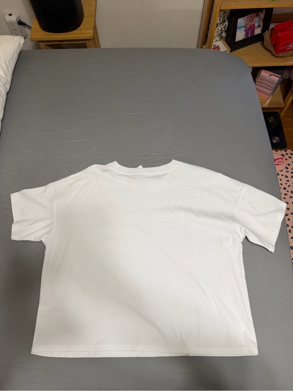 💥 WOMENS NWT Calvin Klein White Short-Sleeve Crewneck Crop Tee